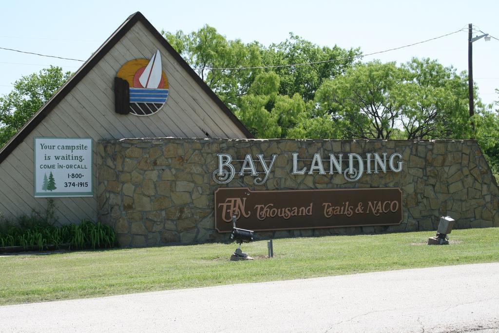 Bay Landing Camping Resort Cabin 19 Bridgeport Exterior photo